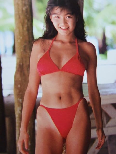 208 新井由美子写真集　美品初版フレッシュスコラ11 Amazon.co.jp: プレミア本 新井由美子写真集 ＜FRESH SCHOLAR